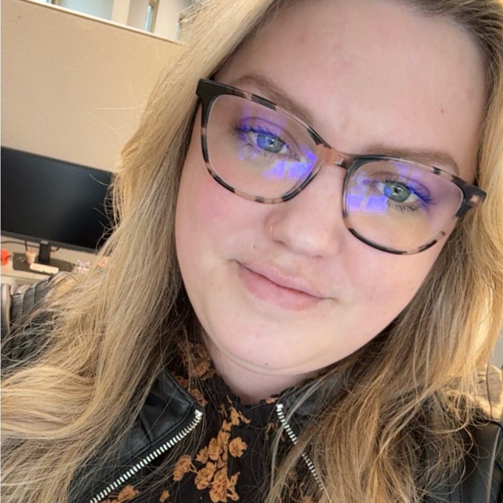 Meet your Posher, Allison